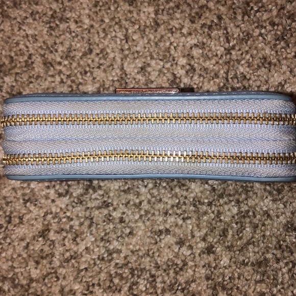 Kate Spade Light Blue Card Wallet - Picture 3 of 6